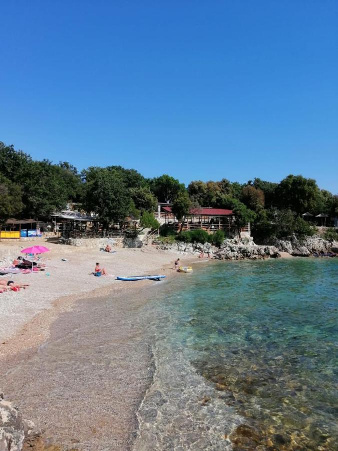 Apartmani Andreja Pinezici  Bagian luar foto